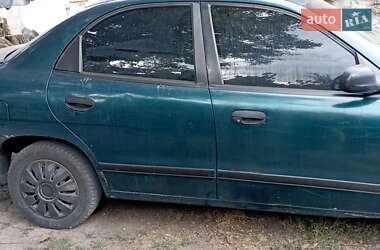 Седан Daewoo Nubira 1998 в 