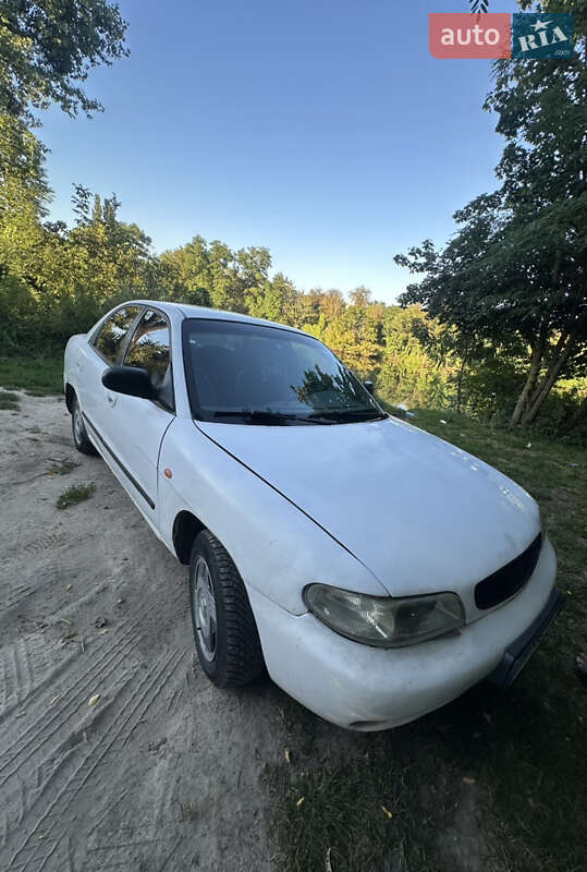 Седан Daewoo Nubira 1998 в Житомире