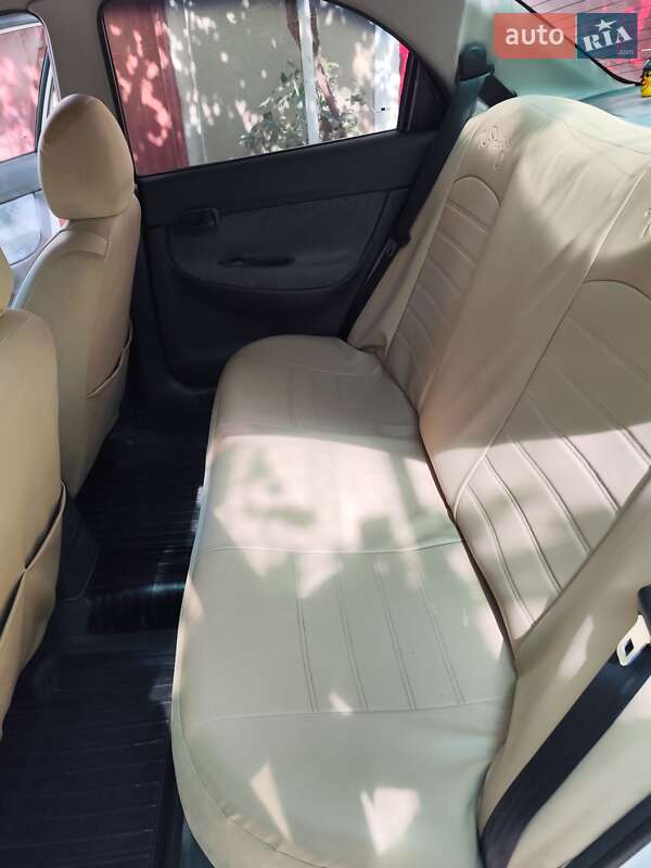 Седан Daewoo Nubira 1998 в Овидиополе