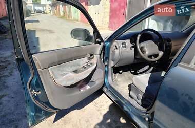 Седан Daewoo Nubira 1998 в 