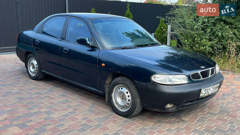 Седан Daewoo Nubira 1999 в Києві