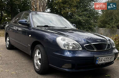 Седан Daewoo Nubira 2001 в 