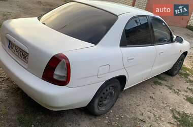 Седан Daewoo Nubira 1998 в 