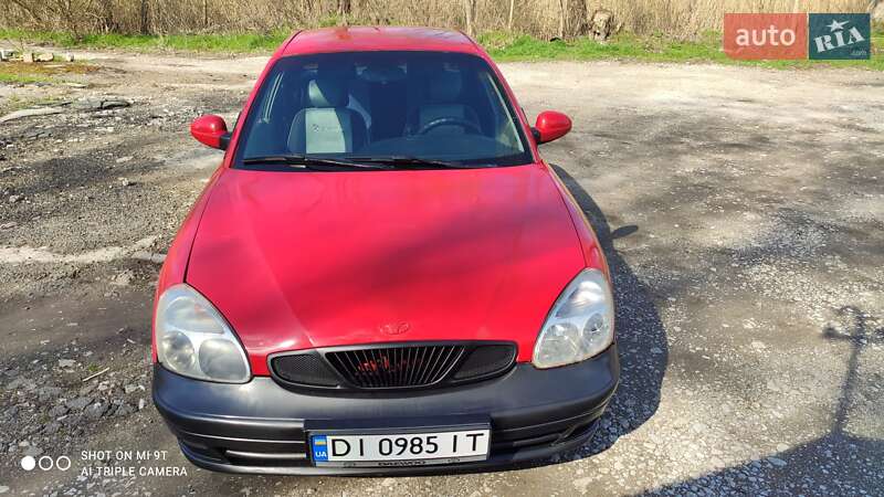 Седан Daewoo Nubira 2003 в Днепре