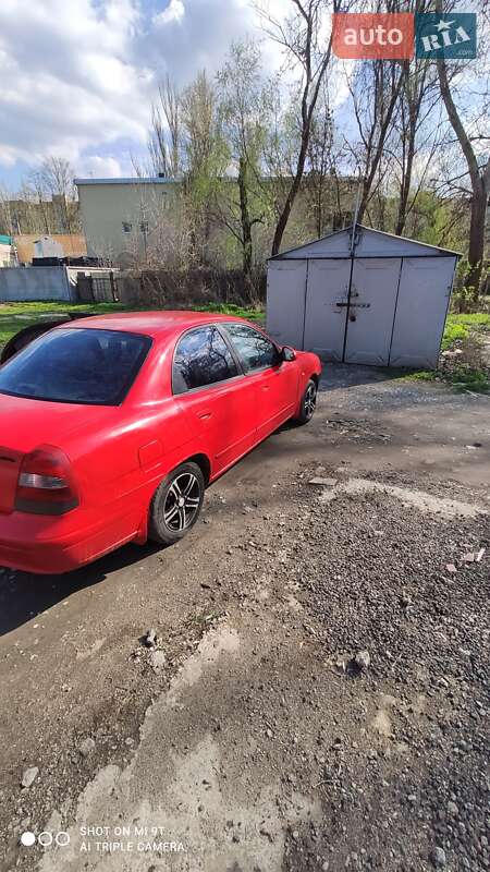 Седан Daewoo Nubira 2003 в Днепре