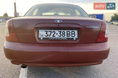 Седан Daewoo Nubira 1998 в 