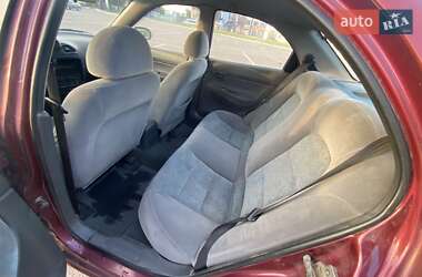 Седан Daewoo Nubira 1998 в 
