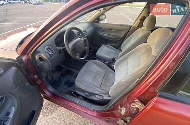 Седан Daewoo Nubira 1998 в 