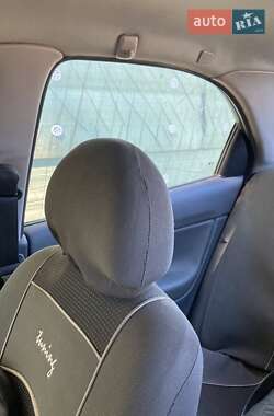 Седан Daewoo Nubira 1998 в 