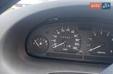 Седан Daewoo Nubira 1998 в 
