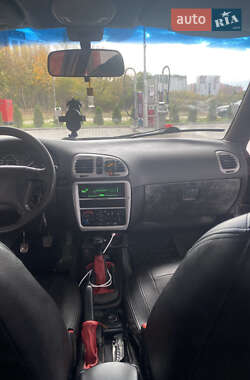 Седан Daewoo Nubira 1998 в 
