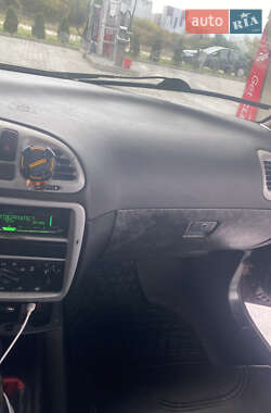 Седан Daewoo Nubira 1998 в 