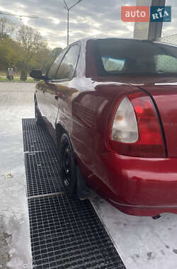 Седан Daewoo Nubira 1998 в 