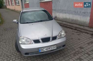 Седан Daewoo Nubira 2003 в  фото 7 Седан Daewoo Nubira 2003 в