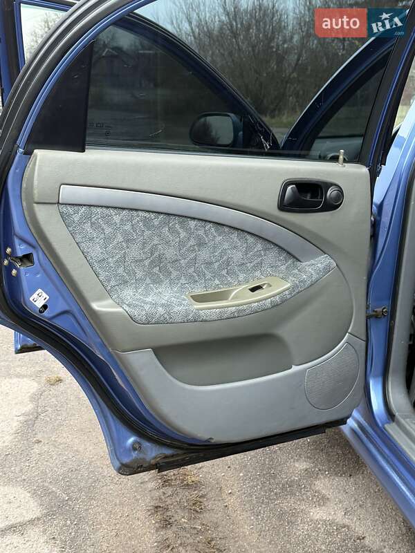 Хэтчбек Daewoo Nubira 2004 в Бердичеве фото 10 Хэтчбек Daewoo Nubira 2004 в Бердичеве