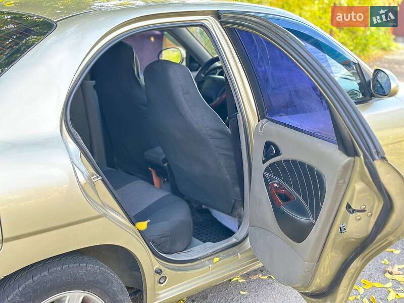 Седан Daewoo Nubira 2001 в Миколаєві