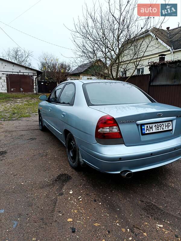 Седан Daewoo Nubira 2003 в Коростені