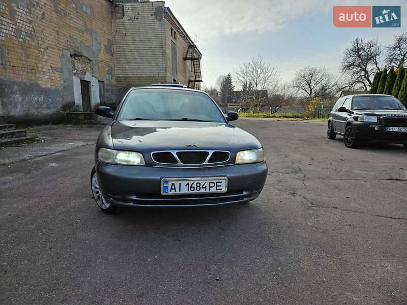Седан Daewoo Nubira 1998 в Обухові