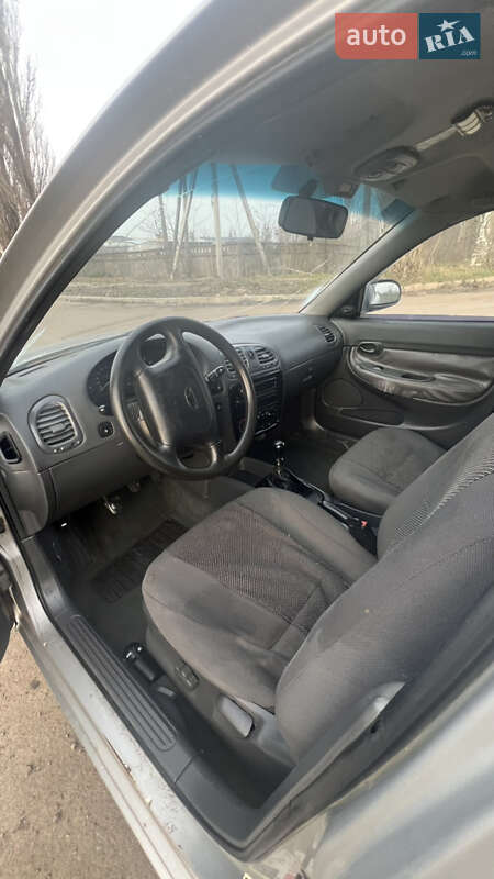 Седан Daewoo Nubira 1998 в Николаеве