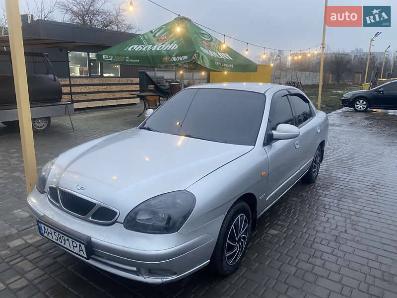 Седан Daewoo Nubira 2002 в Павлограде