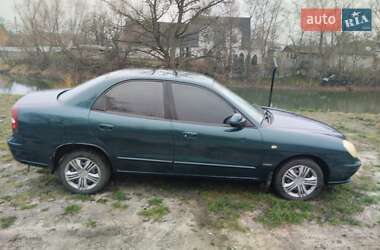Седан Daewoo Nubira 2001 в Киеве