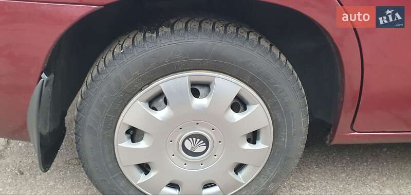 Седан Daewoo Nubira 1999 в Черкассах