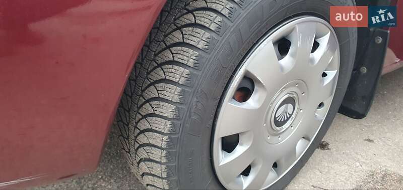 Седан Daewoo Nubira 1999 в Черкассах