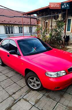 Седан Daewoo Nubira 1999 в Кобеляках