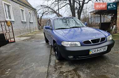Седан Daewoo Nubira 1999 в Городище