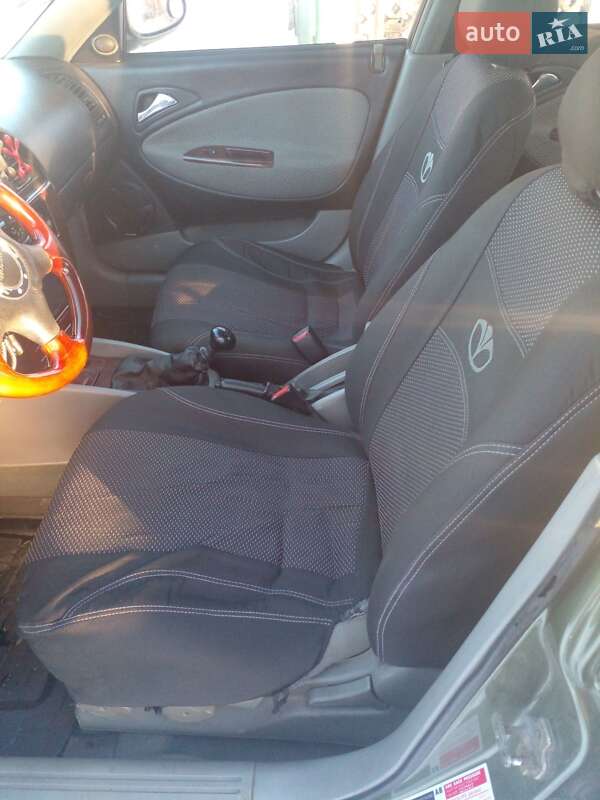 Седан Daewoo Nubira 2003 в Ширяево фото 11 Седан Daewoo Nubira 2003 в Ширяево