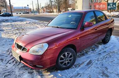 Седан Daewoo Nubira 2003 в Чернігові