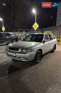 Универсал Daewoo Nubira 1998 в Харькове