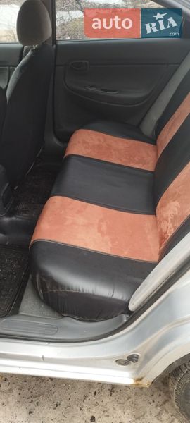 Седан Daewoo Nubira 1998 в Запоріжжі