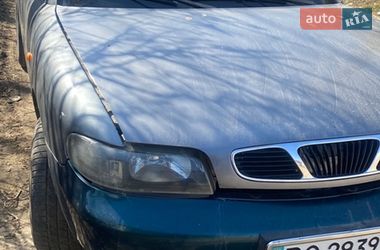 Седан Daewoo Nubira 1998 в Черновцах