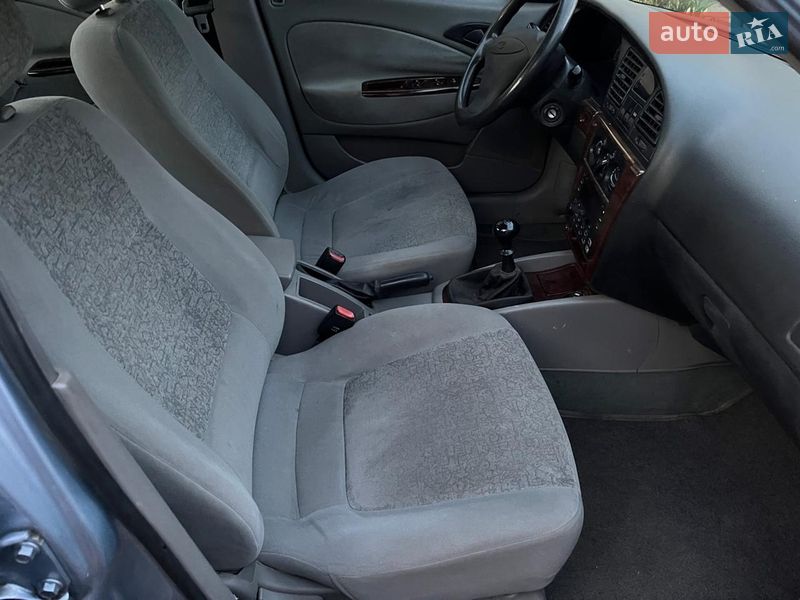 Седан Daewoo Nubira 2003 в Миколаєві