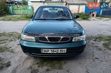 Седан Daewoo Nubira 1998 в Запоріжжі