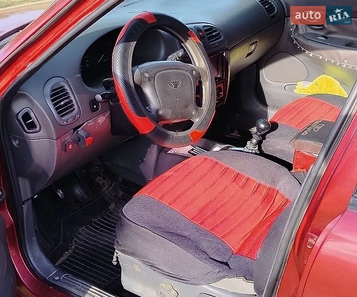 Daewoo Nubira 1998