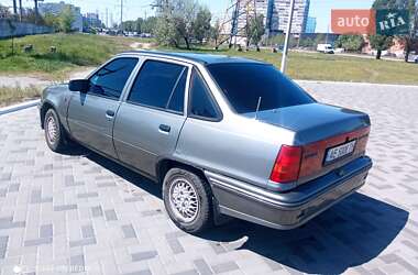 Седан Daewoo Racer 1995 в 