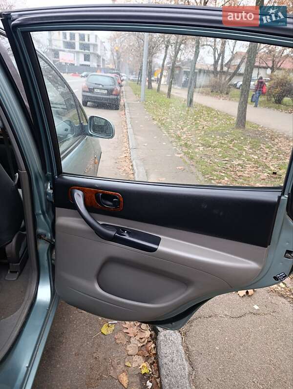 Мінівен Daewoo Rezzo 2003 в Києві