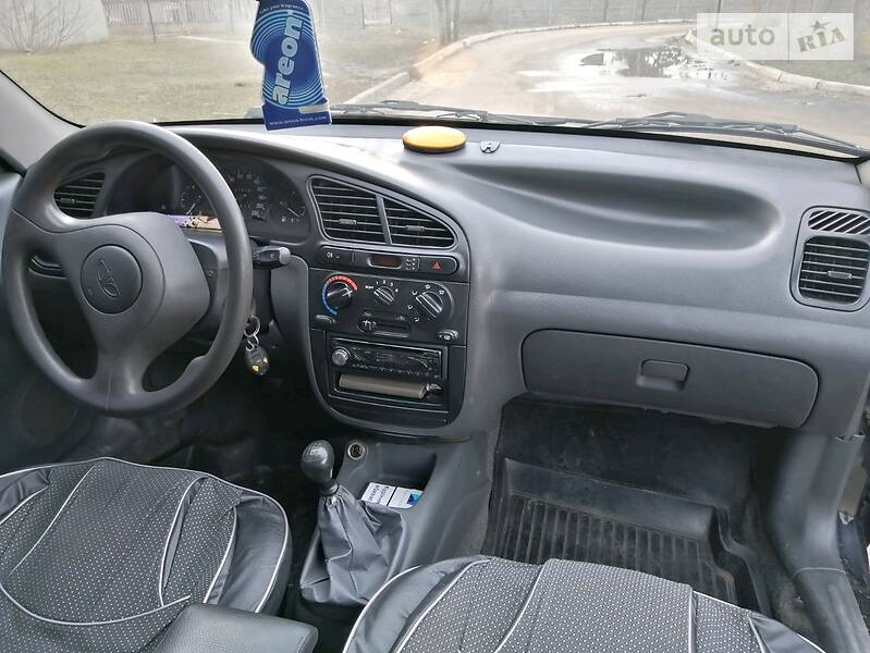 Седан Daewoo Sens 2006 в Сєверодонецьку