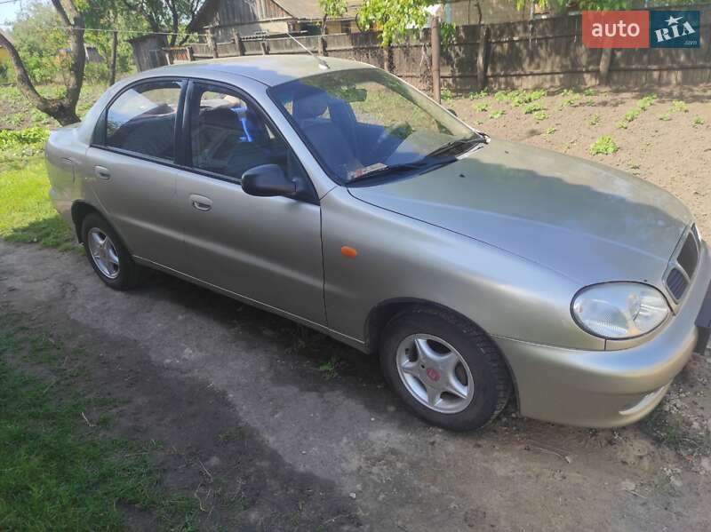 Седан Daewoo Sens 2004 в Бахмаче