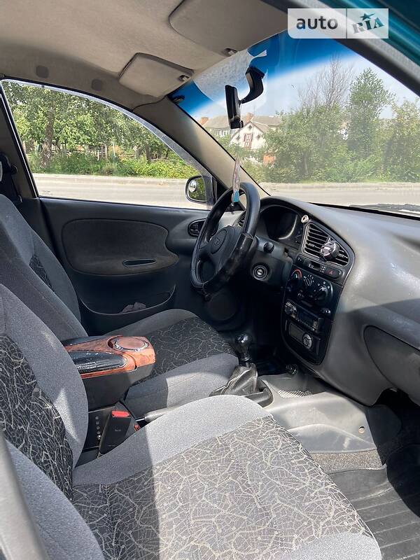Седан Daewoo Sens 2005 в Гайсине