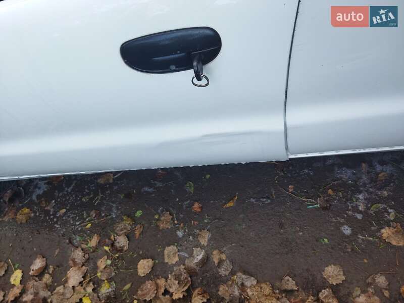 Седан Daewoo Sens 2004 в Кривом Роге