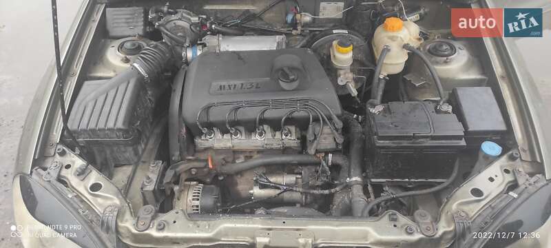 Седан Daewoo Sens 2003 в Львове