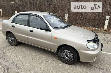 Седан Daewoo Sens 2004 в Чернівцях