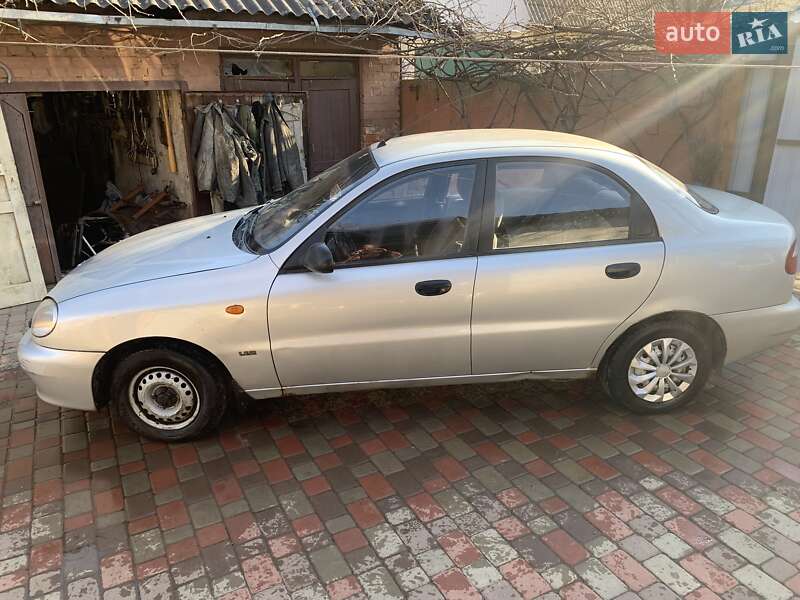 Седан Daewoo Sens 2004 в Чернігові