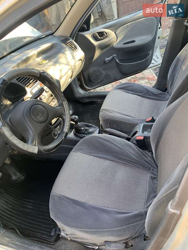 Седан Daewoo Sens 2004 в Чернигове