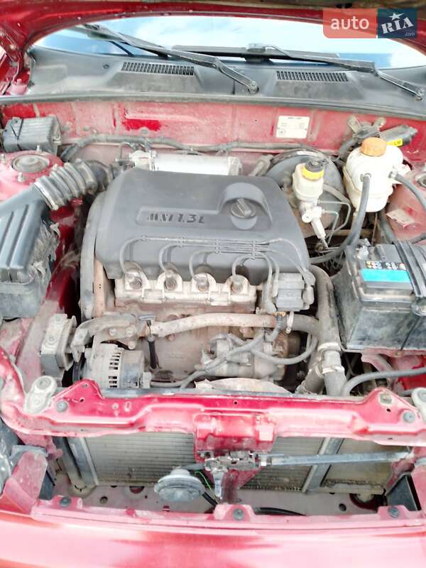 Хетчбек Daewoo Sens 2005 в Кам'янці-Бузькій
