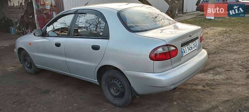 Седан Daewoo Sens 2004 в Яготине