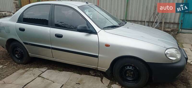 Седан Daewoo Sens 2003 в Краматорске